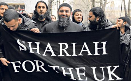 whose-law-members-of-islam4uk-leave-a-london-press-conference-in-january